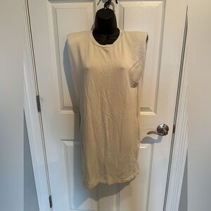 Elan cream shoulder pad size medium dress new